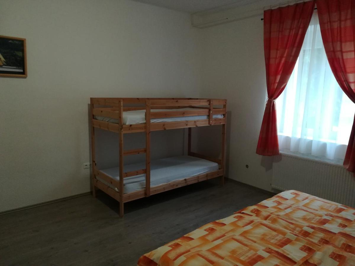 Suemegi Levendula Apartmanok Екстериор снимка