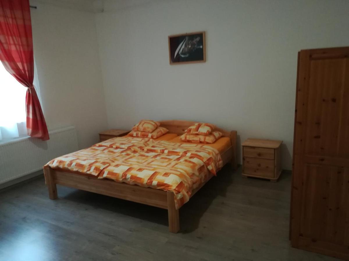 Suemegi Levendula Apartmanok Екстериор снимка